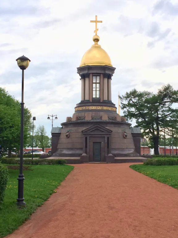 Квартира Квартира Студия-атмосфера у домика Петра 1 в центре города — Санкт-Петербург