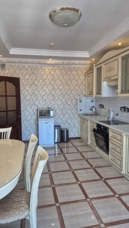 3-комнатная Квартира