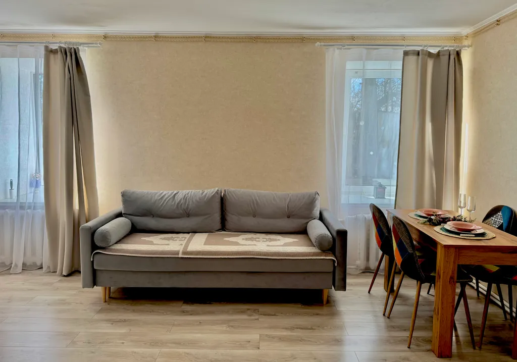 Кантри-студия на Покровской с отдельным входом