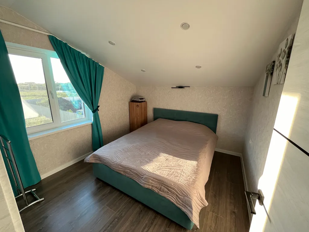 4-комнатный Дом