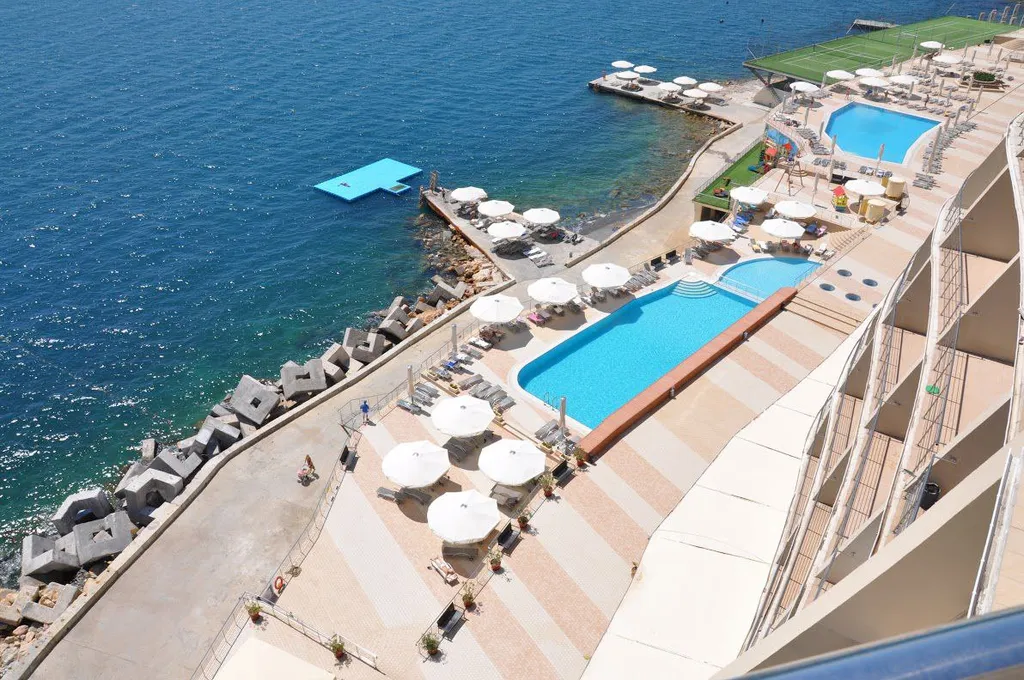 Студия в ГК