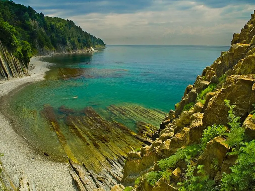 Квартира на набережной