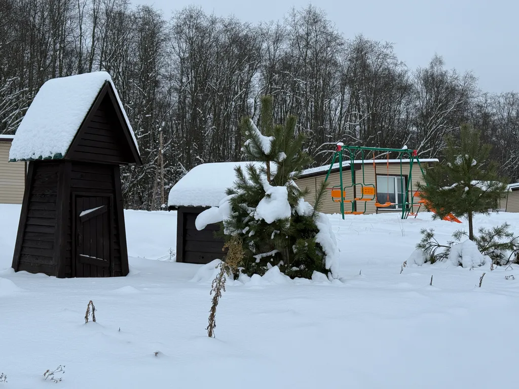 Глэмпинг у peки Bолoста