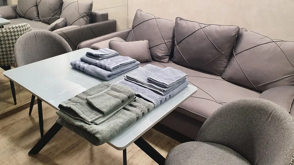 Новая дизайнерская квартира с прекрасным видом на горы