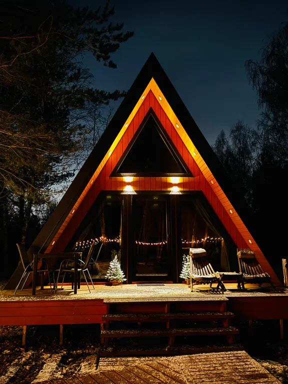 Треугольный дом A-frame