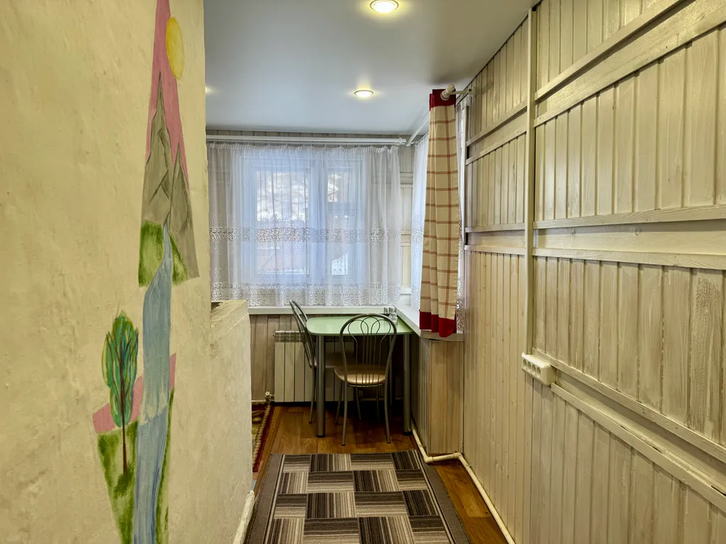 Уютный домик с антуражной печью у леса в 3 километрах от ГЛЦ