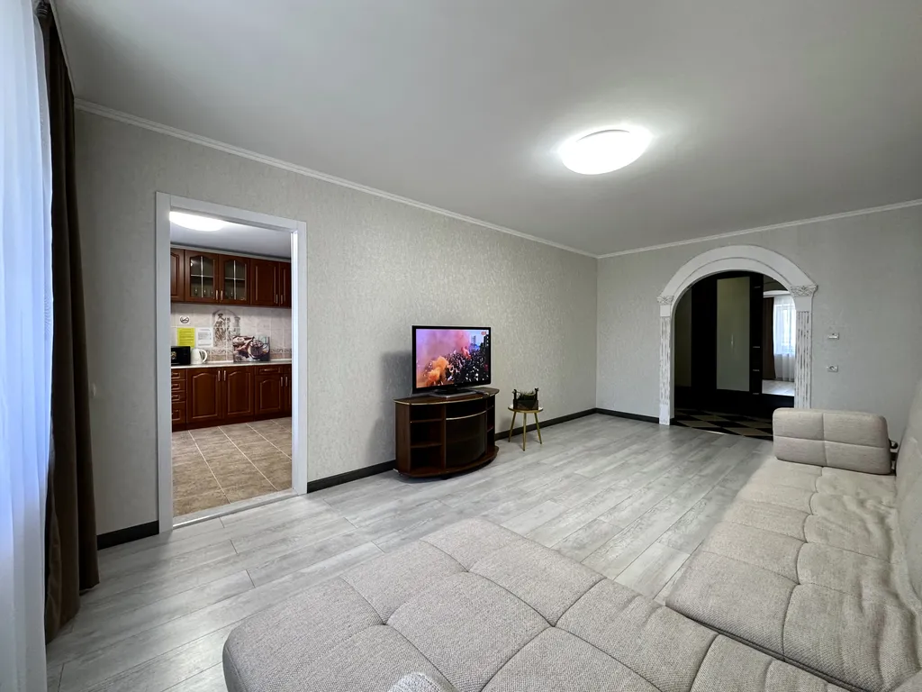 3-комнатная квартира в центре. Рядом с ОГУ