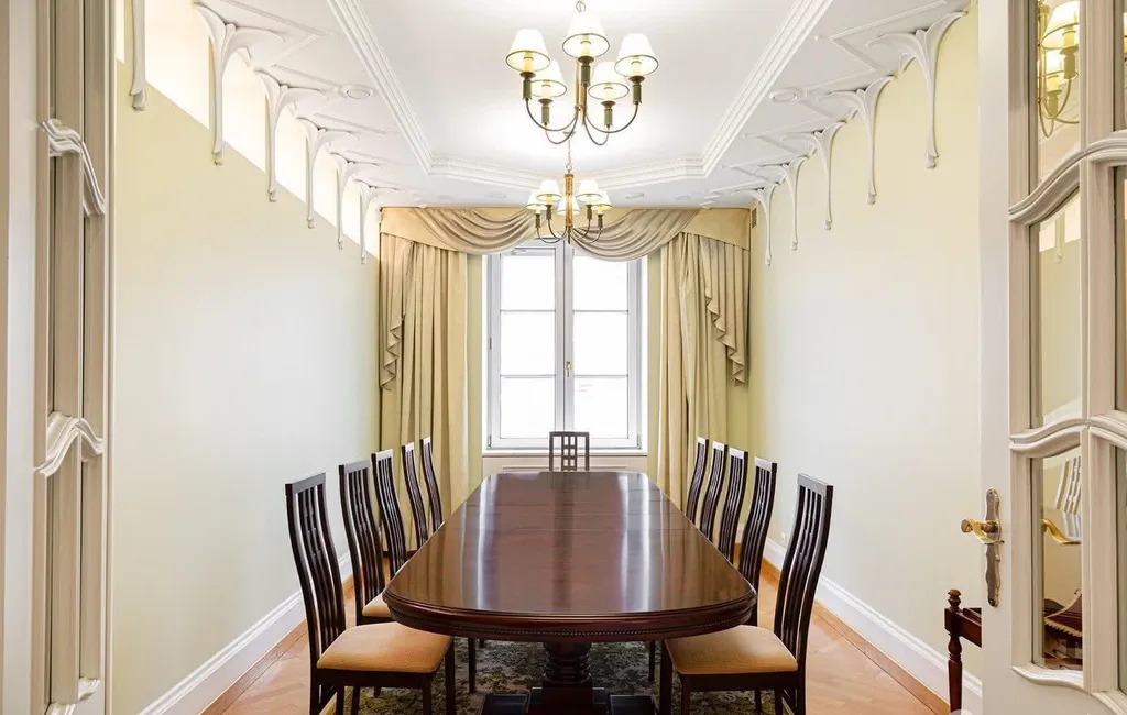 Изысканные 5-комнатные апартаменты в центре города