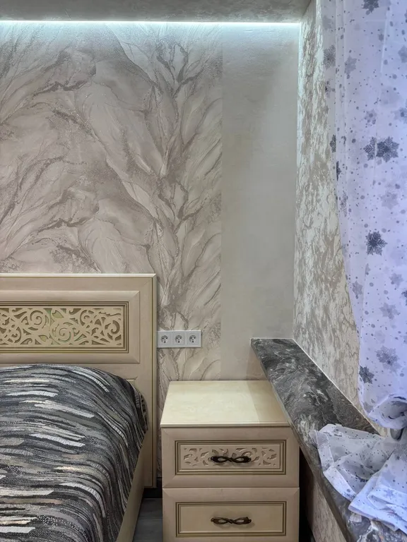 Просторная, чистая двушка с кухней-столовой в историческом центре