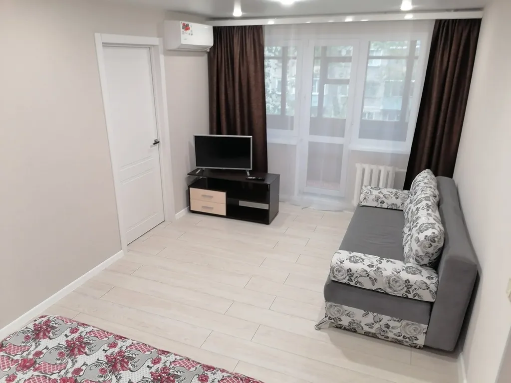 Уютная 2-квартира вдали от оживленных улиц — аренда посуточно в Киров