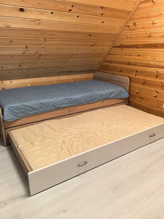 Дом на берегу Ладоги с песчаным пляжем, баня с купелью