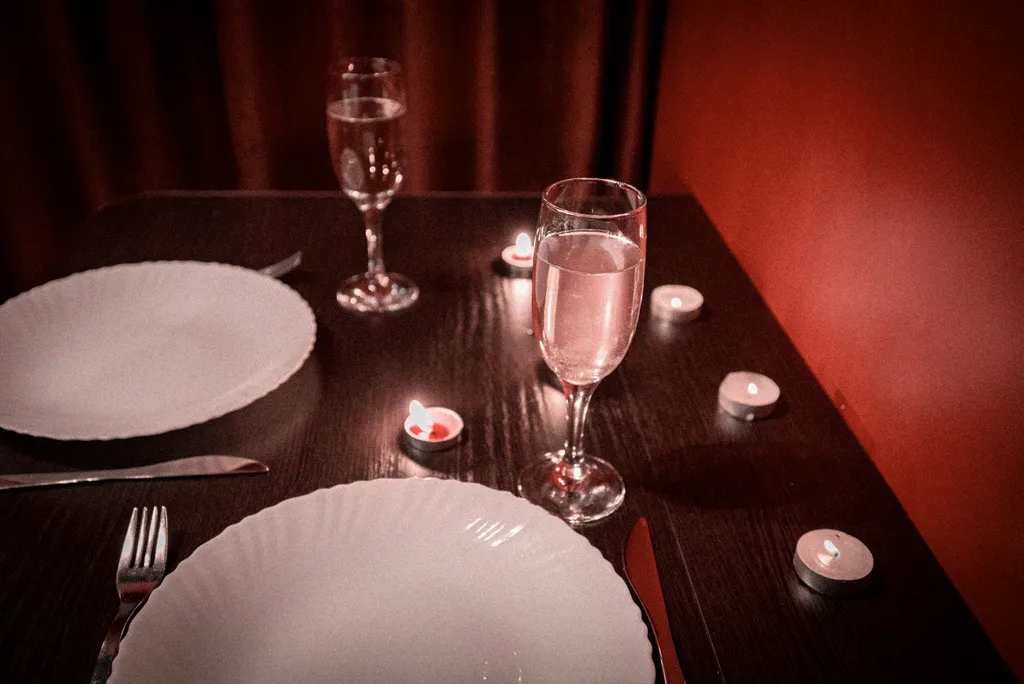 18+ Красная комната апартаменты для романтических свиданий