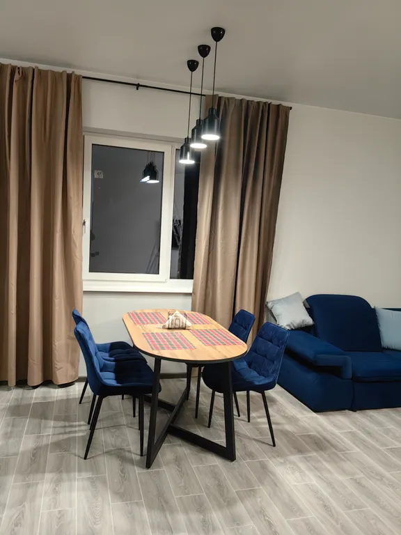 Дом у ручья