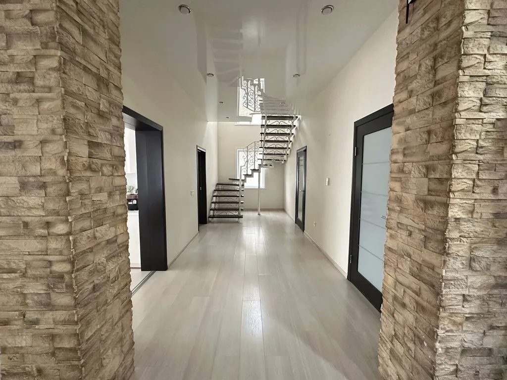 Двухэтажный коттедж в Южно-Сахалинске, это уютный дом вдали от дома