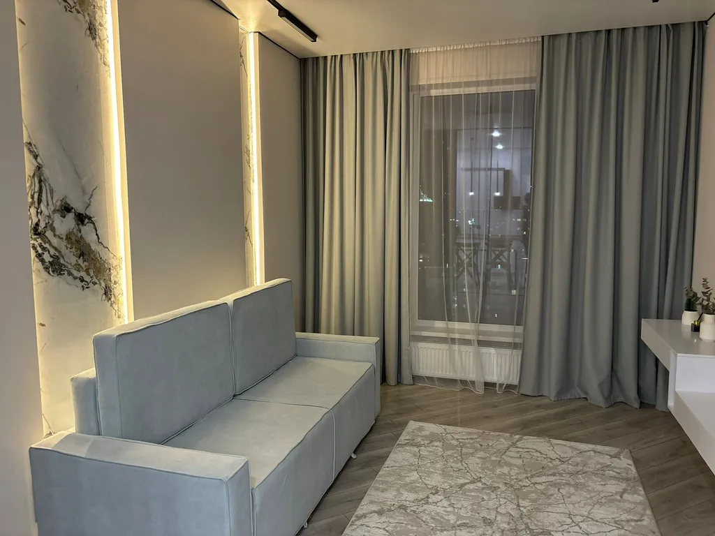 Estet вблизи ТРЦ Mega