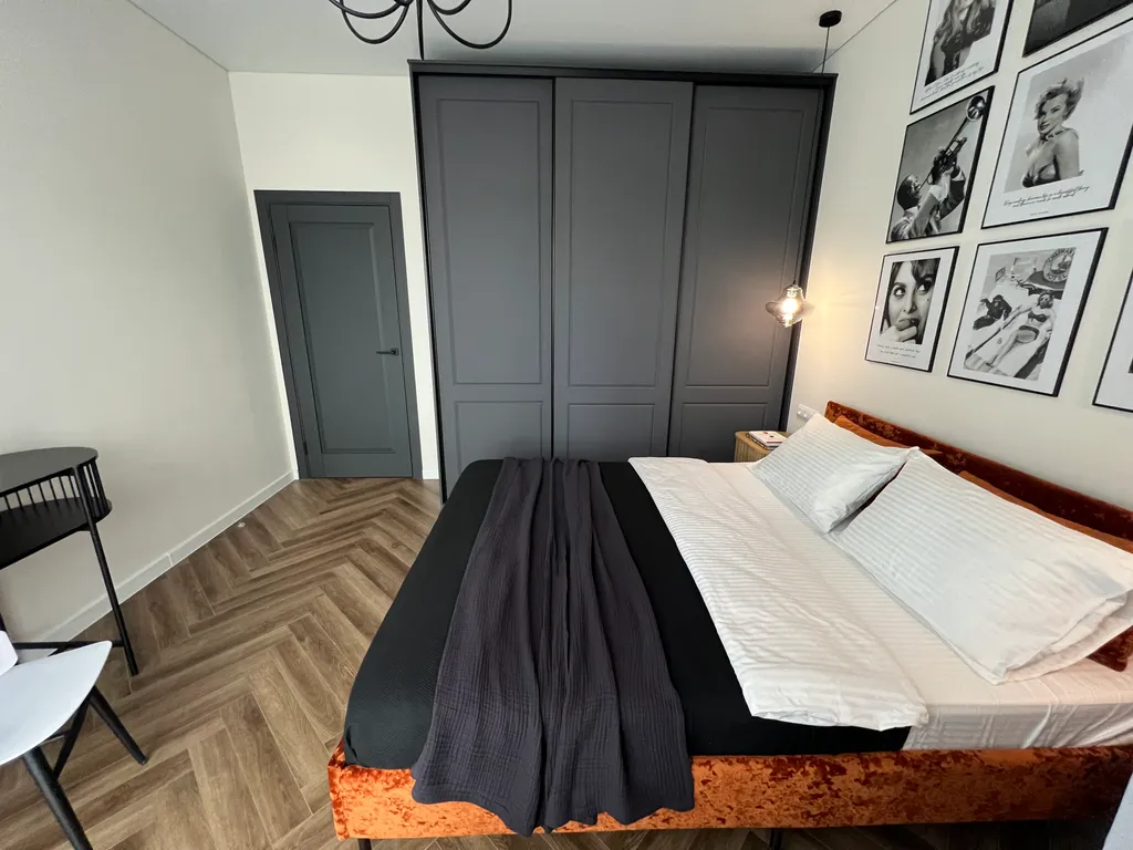 Евродвушка в стиле старого Голливуда