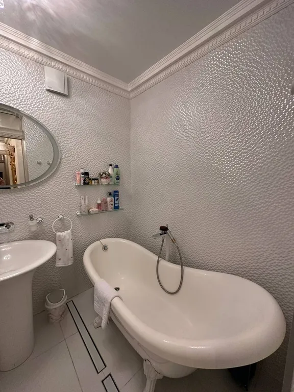 Светлые апартаменты в самом центре