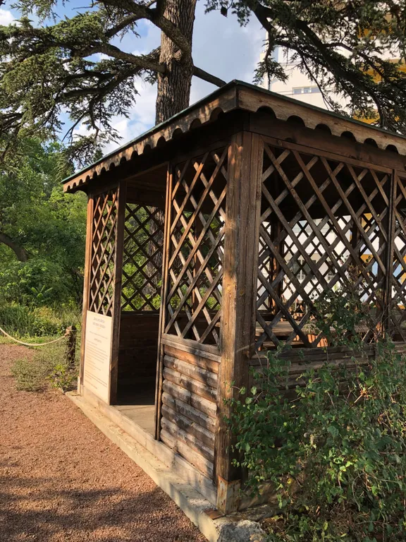 Роскошная квартира люкс с видом на море, с огромной кроватью king size