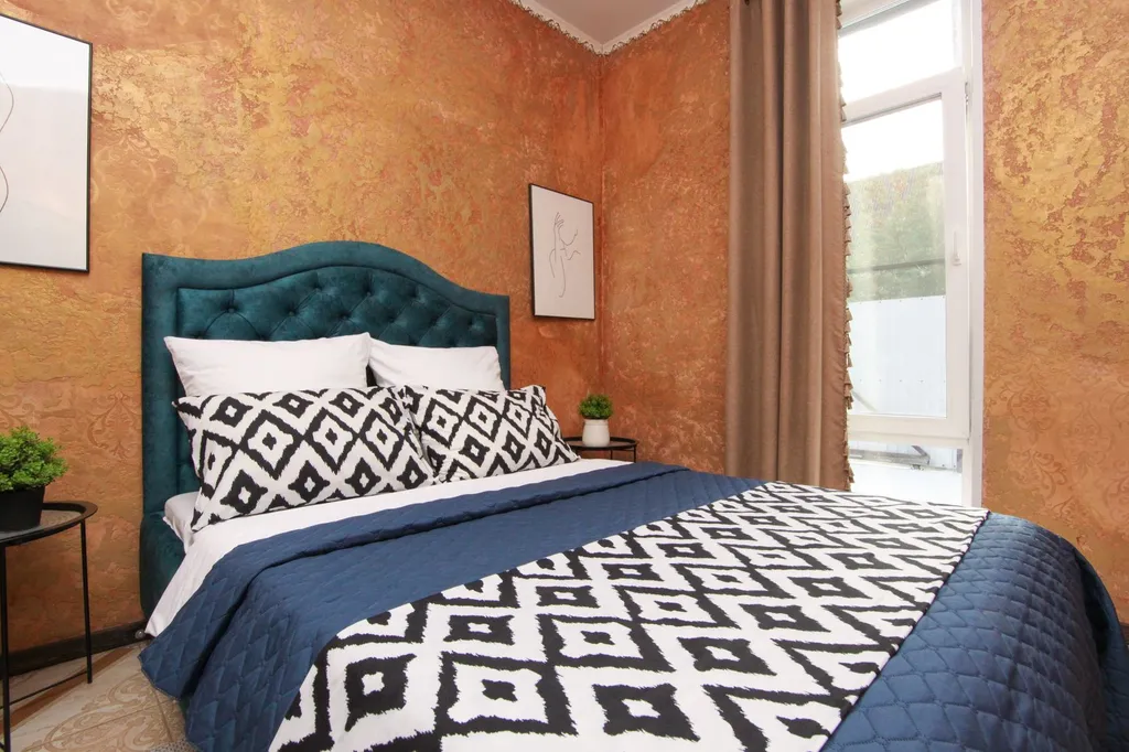 Современный дом с баней и караоке