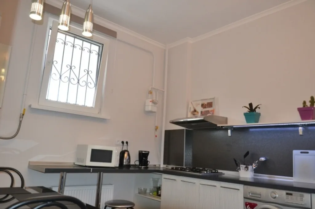 Квартира 2-комнатная Квартира — Севастополь