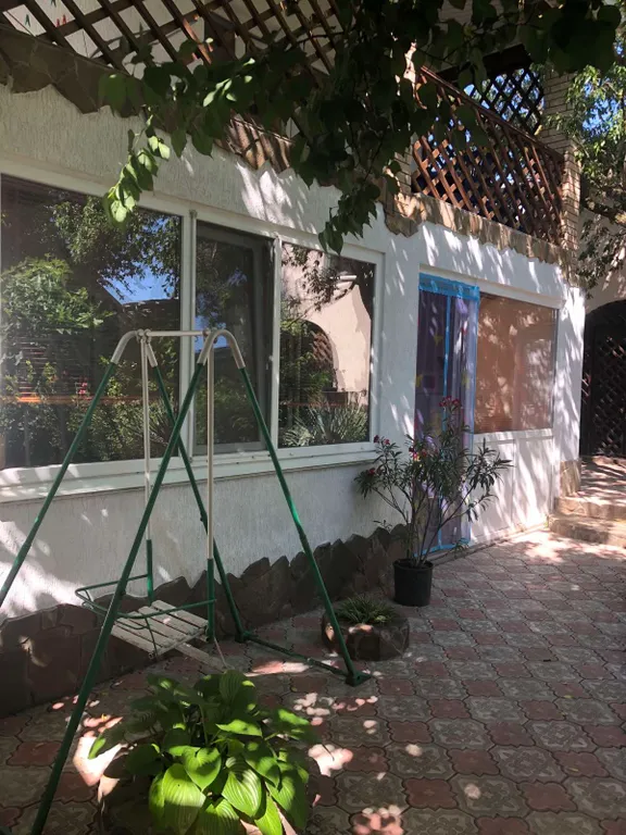 Коттедж 2-комнатный Дом — аренда посуточно в Черноморское