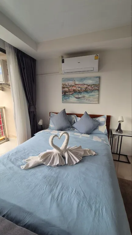 Max comfort near beach in phuket сс320