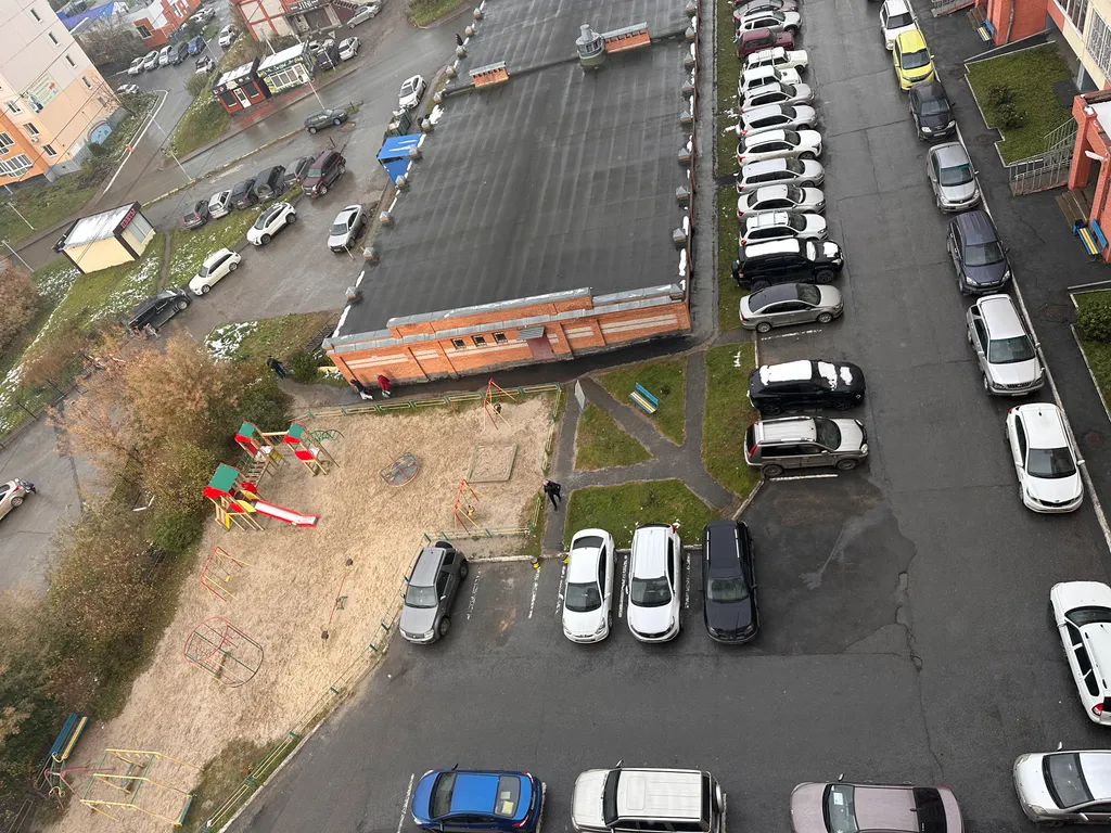 Светлая, уютная 2-комнатная квартира с отдельной детской комнатой