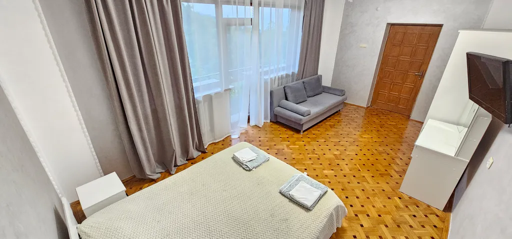 Солнце Ялты