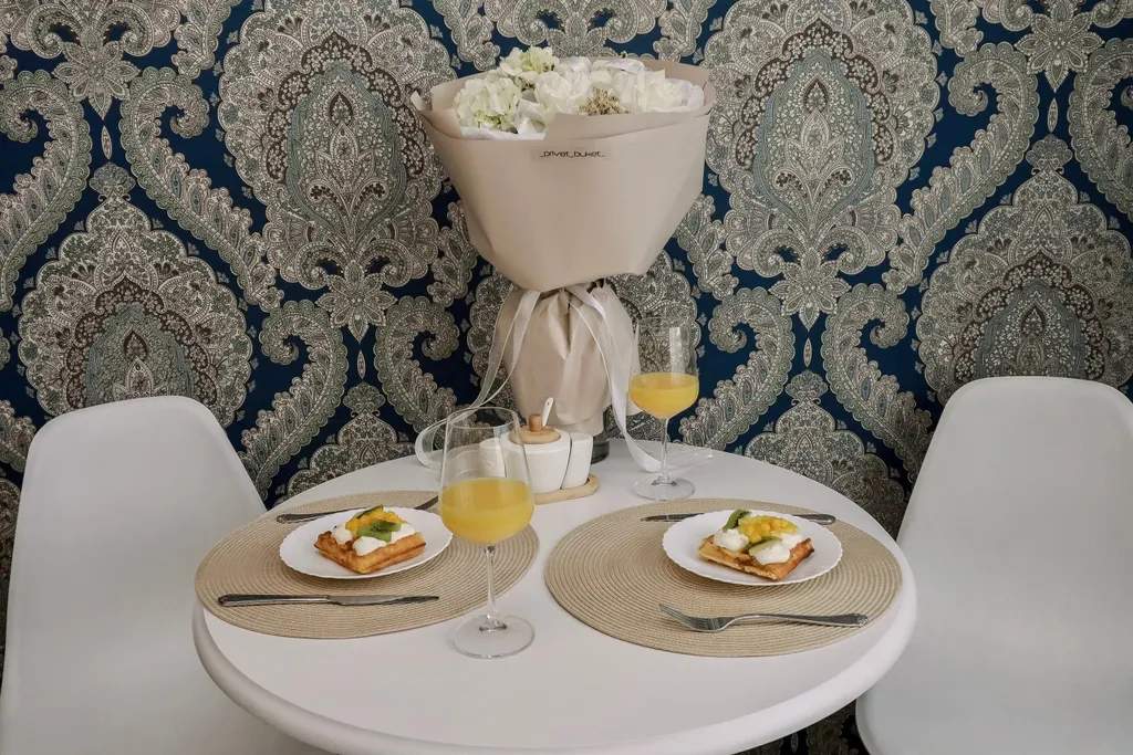 Очень прocторнaя кваpтира c бaлкoнoм