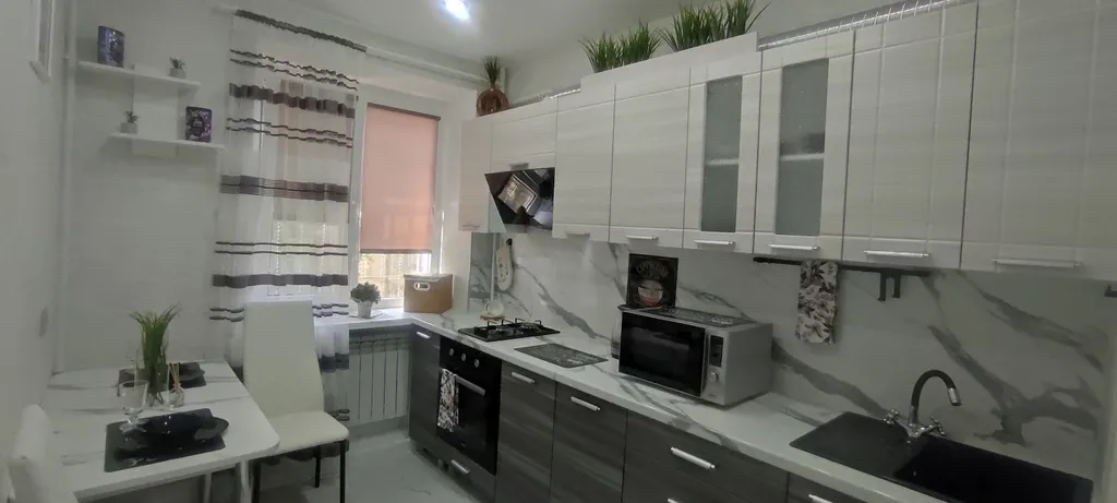 Светлая, чистая и очень уютная квартира в самом центре города — аренда посуточно в Таганрог