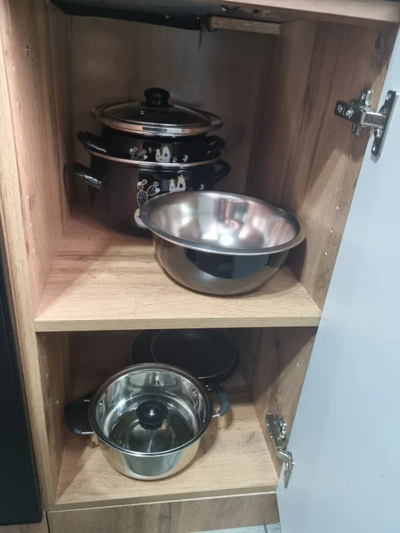 Студия на земле