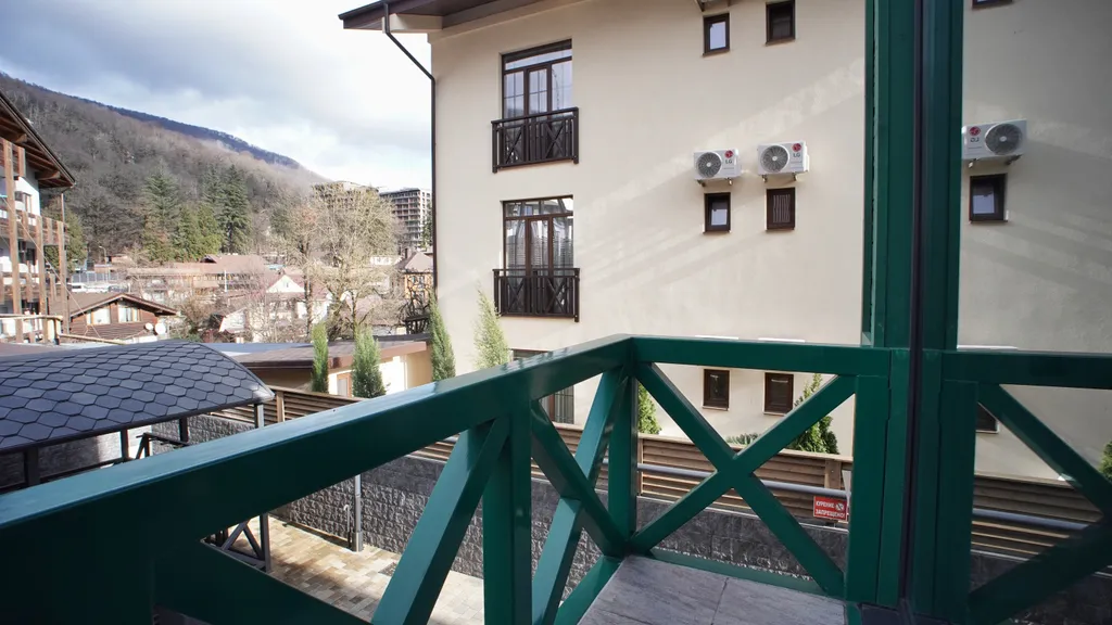 Панорамный апартамент с балконом, центр, лучшая локация