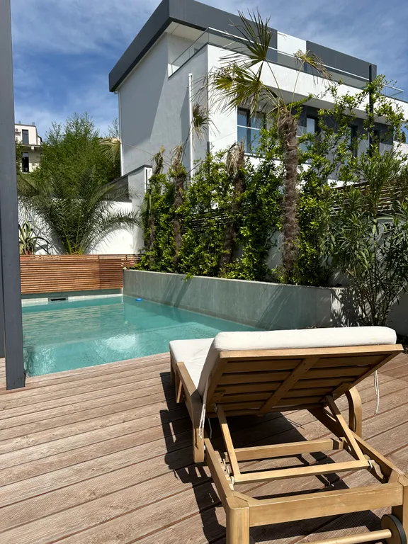 Дом с видом на море