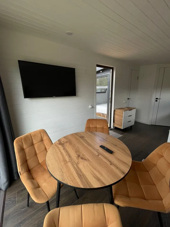 Скандинавское бунгало c финским банным чаном Асти Кэмп