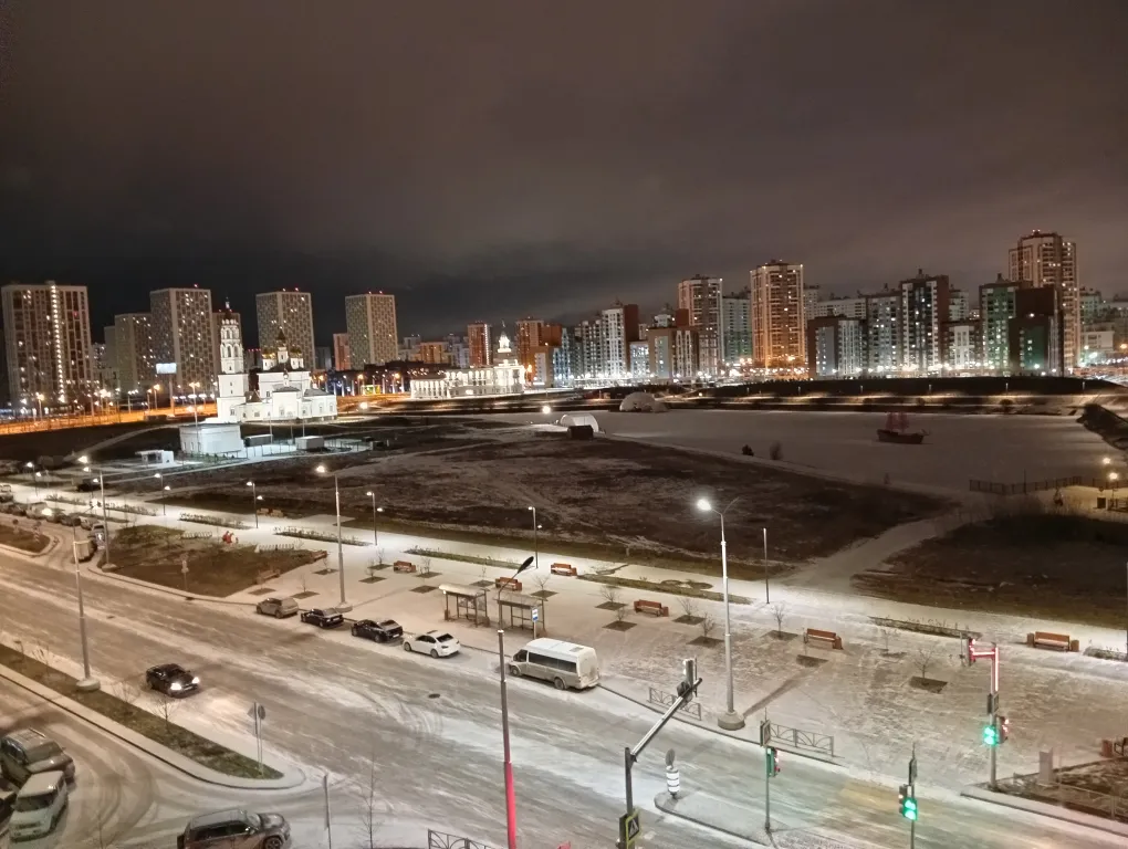 Квартира Уютная, просторная и чистая квартира для двоих! — Екатеринбург