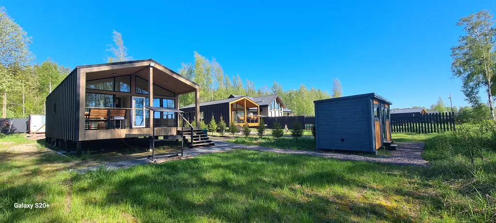 Коттедж Дом с видом на озеро — Приморск