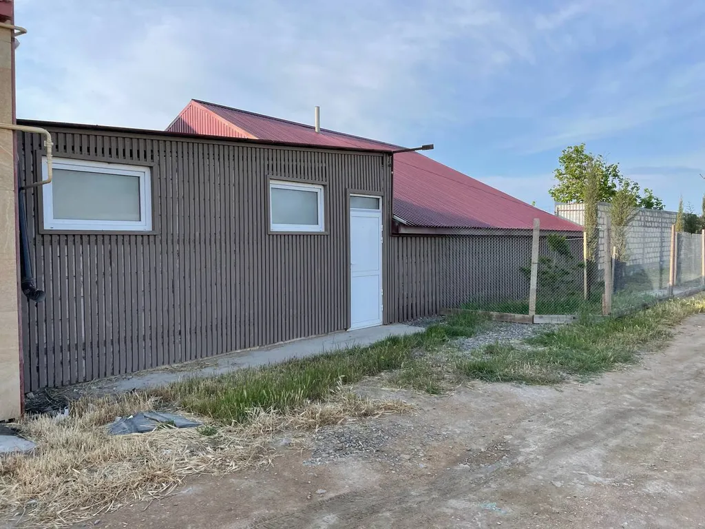 Дача на берегу моря с выходом на пляж