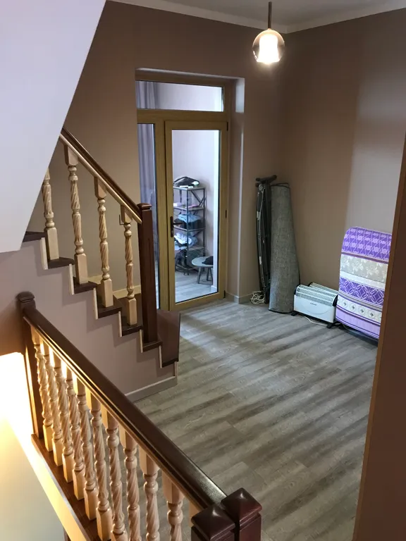 Дом с дизайнерским ремонтом