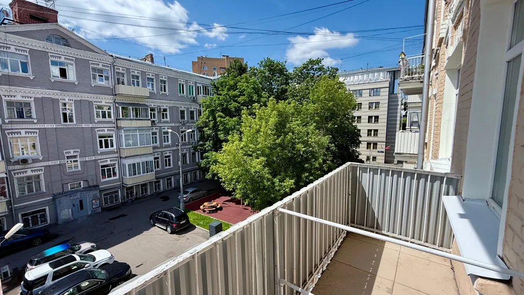 Уютная комната в стиле Лофт у метро Парк Культуры