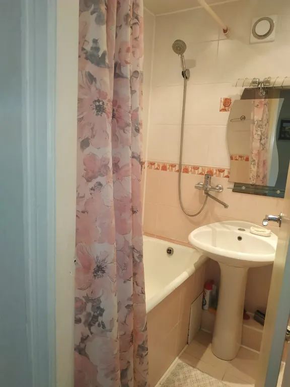 Уютная квартира в центре поселка недалеко от моря