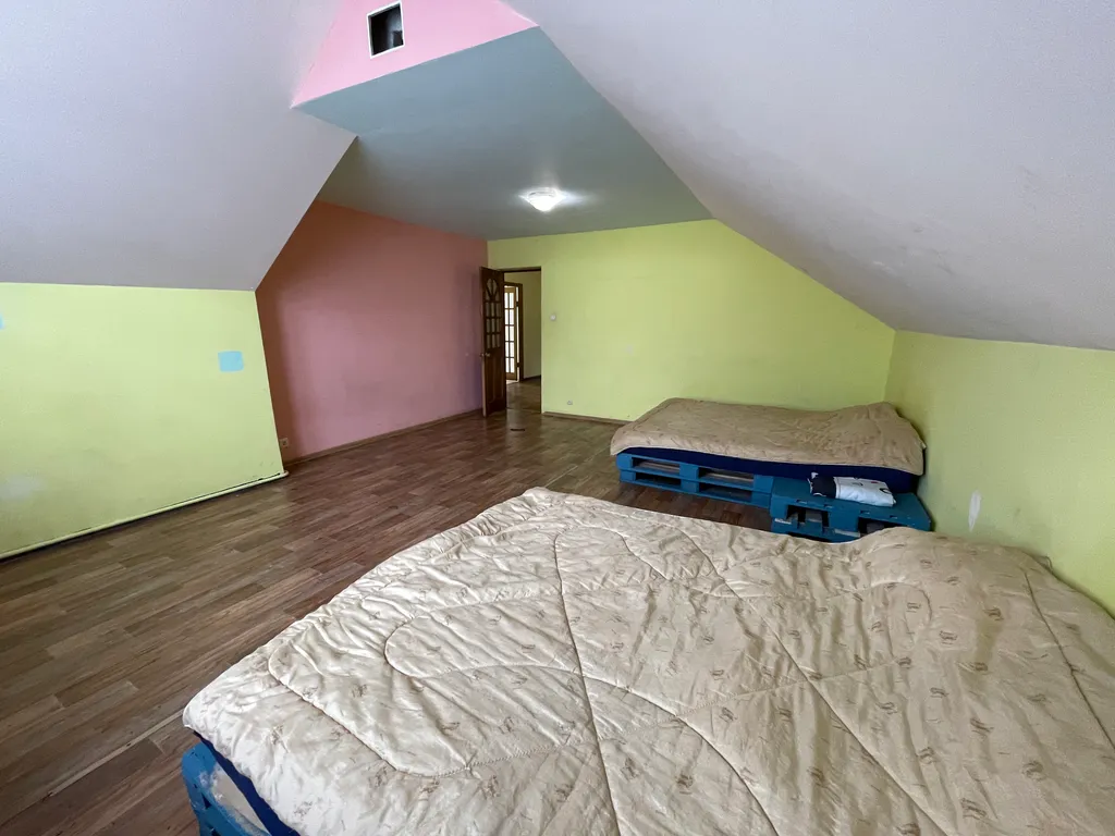 6-комнатный Дом