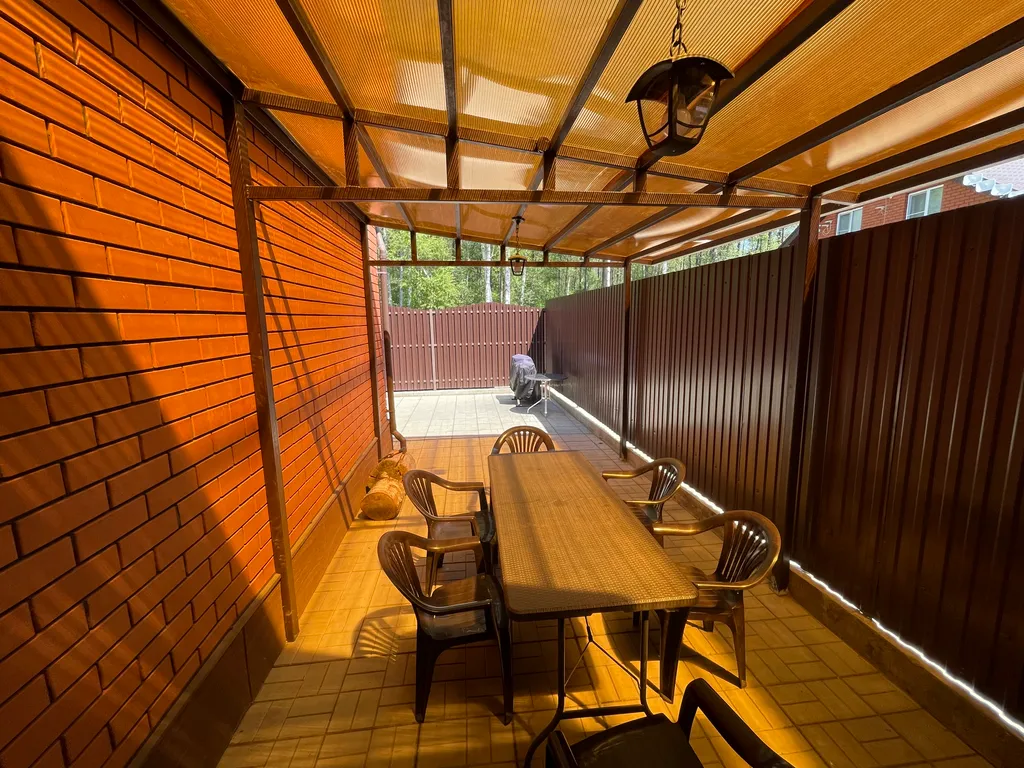 Двухэтажное Бунгало с видом на лес