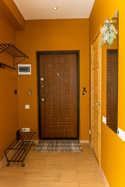 Просторная студия с видом на горы