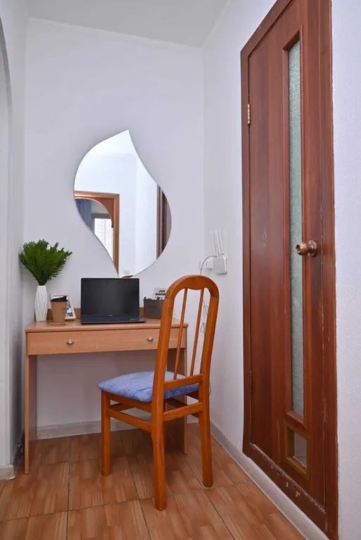 Квартира 1-к. квартира "Материк" напротив парка Сады мечты и Сибирью — Красноярск