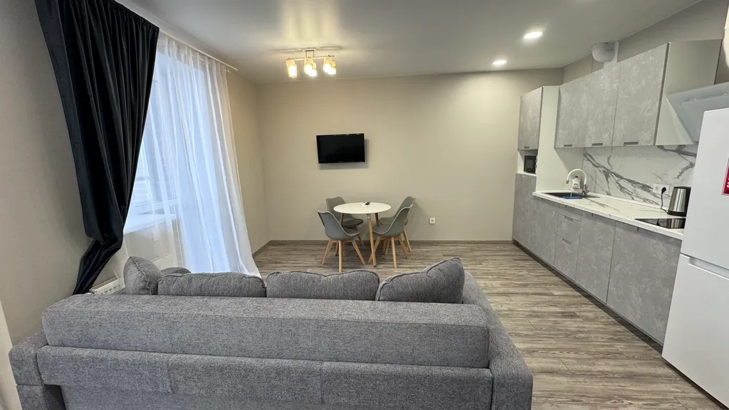 Квартира Уютная студия с шикарным видом на город — Владивосток