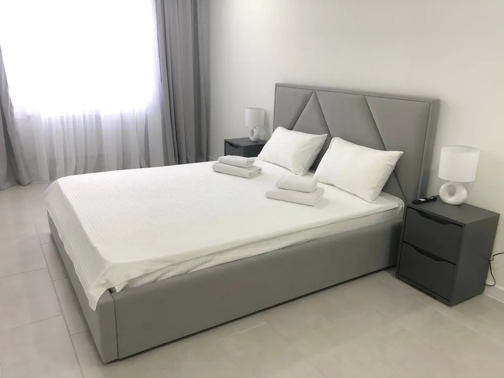 Стильная квартира в центре города с панорамным видом