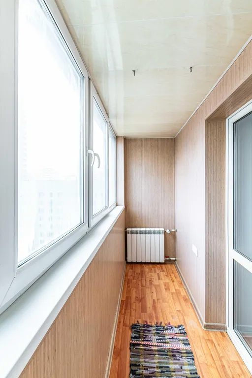 Уютная двухуровневая квартира с джакузи и аэрохоккем