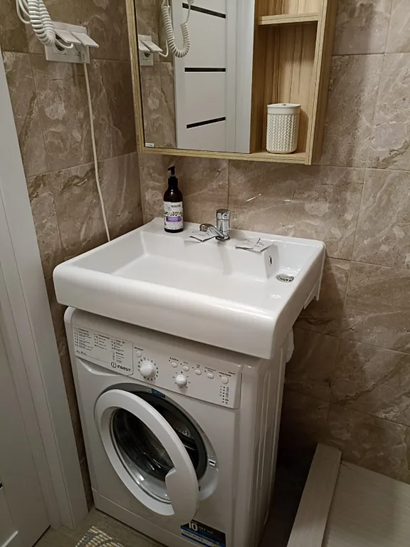 Студия Лондон