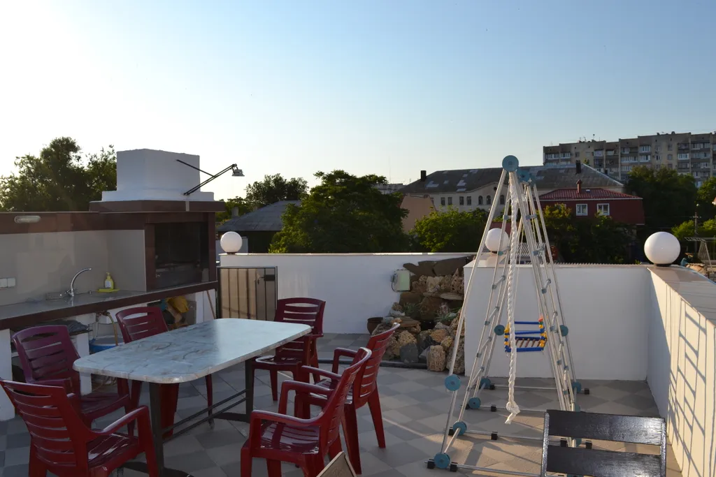 Квартира 2-комнатная Квартира — Евпатория