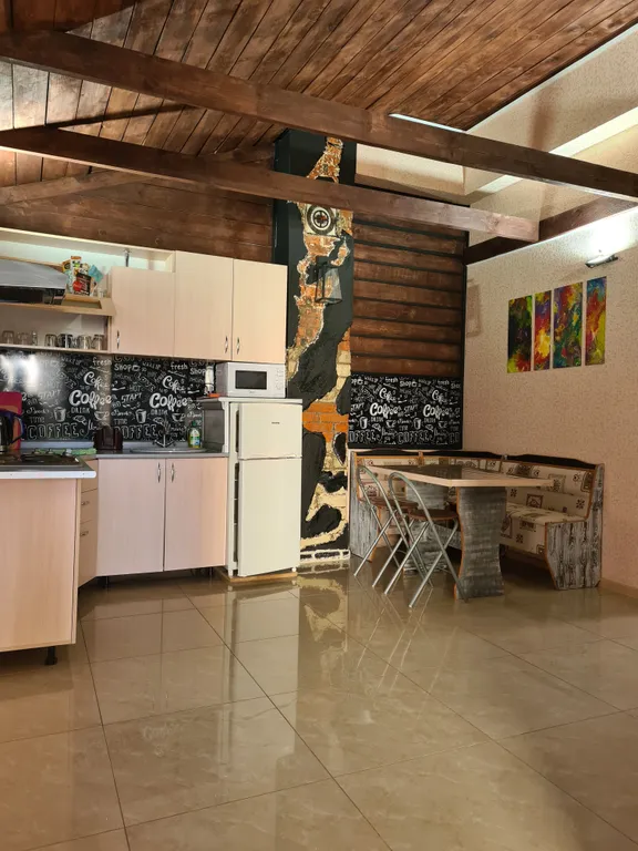 Квартира Апартаменты 2х комнатные на мансарде — Анапа